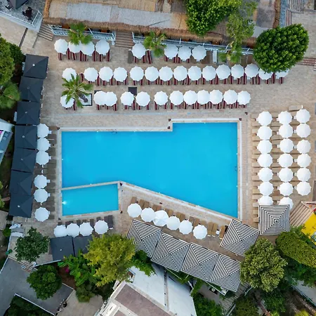 Nusso Club Hotel 4*